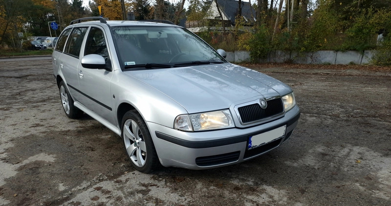 Skoda Octavia cena 14700 przebieg: 280000, rok produkcji 2010 z Terespol małe 211